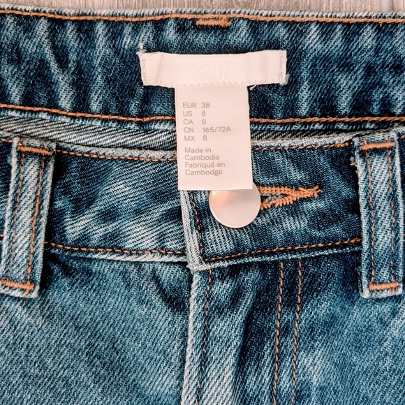 H&M Scalloped Edge Denim Shorts 8 - Picture 3 of 7